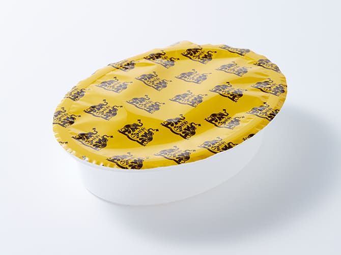 酸素や光からつくりたての味わいを守る、商品パッケージ。