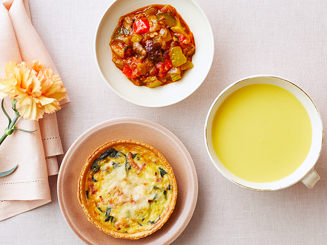 野菜が摂れるラタトゥイユとキッシュとスープのセット