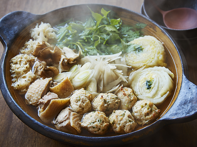 【9】 比内地鶏のお祝い寄せ鍋