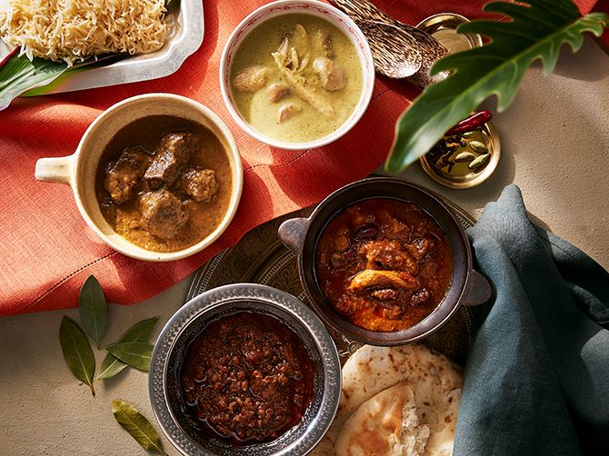 【迎春】 4種の味わい食べ比べ アジアンカレーセット <4食分>