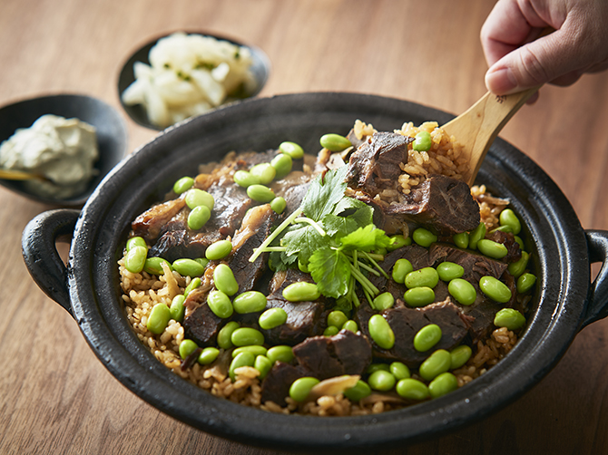 柔らか牛すね肉の炊き込みごはん 茶漬けだし付き <3~4人前>