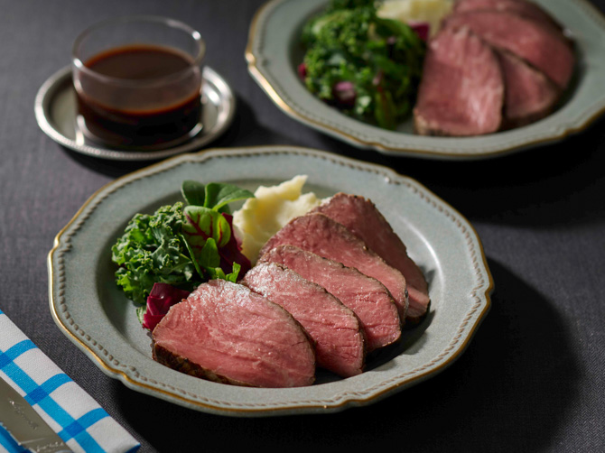 ローストビーフ 芳醇な赤ワインソース