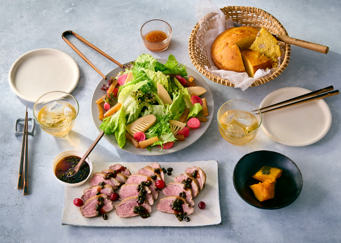 梅酒と愉しむ合鴨ローストと春野菜の和さらだ和豆コーンブレッド付き